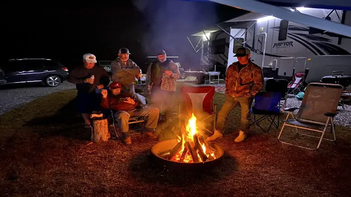 Holmes Creek Camping & RV Resort 1