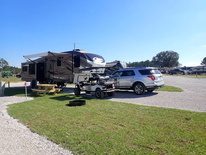 Holmes Creek Camping & RV Resort 5