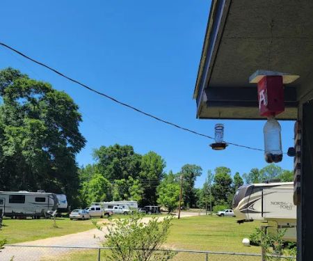 WOODLAND RV PARK