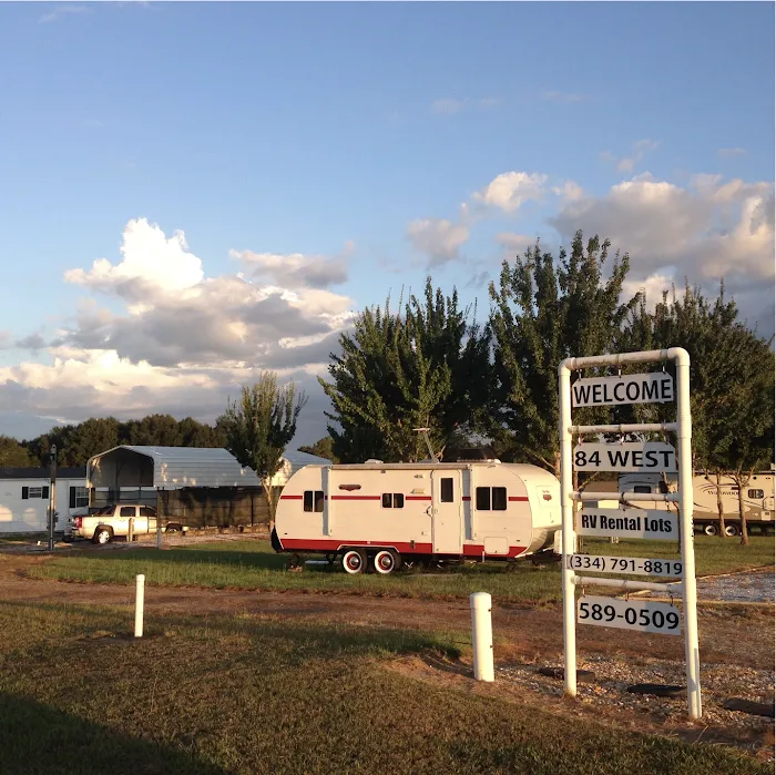 Home 84 west RV Park 3