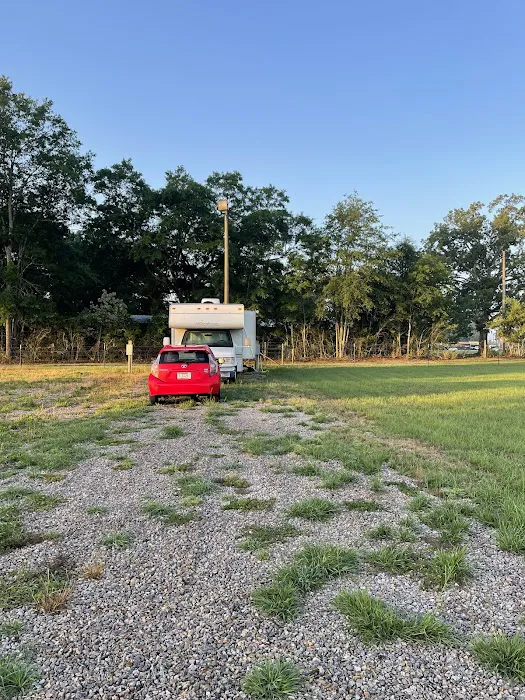 Wiregrass RV Park and Campground 8