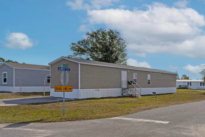 Hidden Oasis Estates Mobile Home Park 6