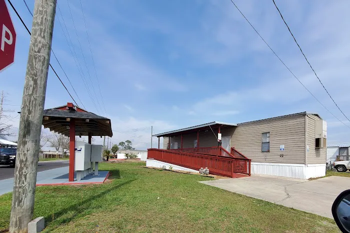 Isle of View Mobile Home Community 5