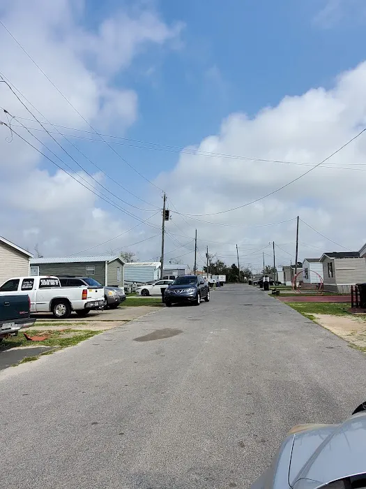 Isle of View Mobile Home Community 7
