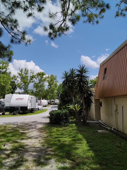 Front Beach RV Park and Motel 3