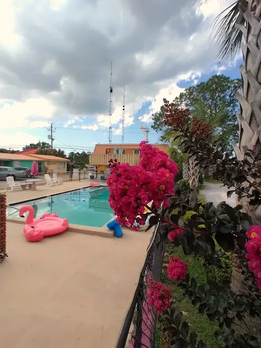 Front Beach RV Park and Motel 10