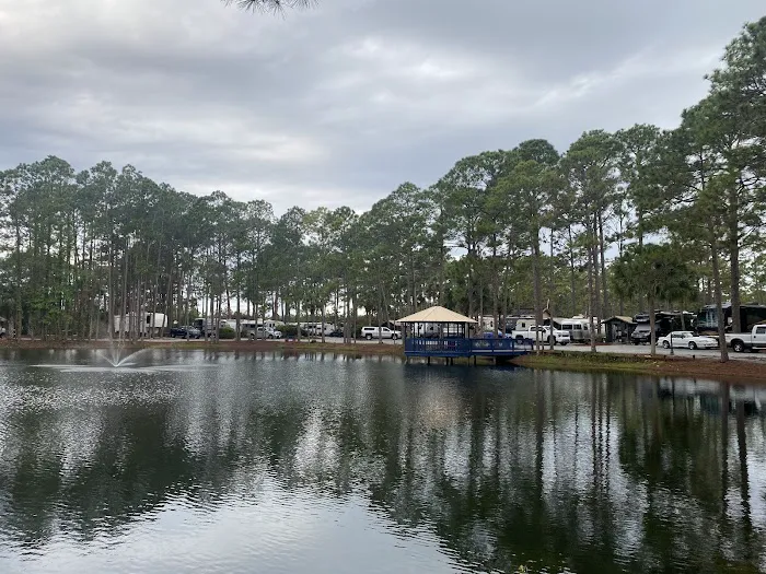 Pineglen Motorcoach & RV Park 2