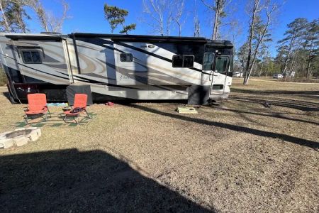 At Ease Campground & Marina (Formerly Wingates Lodge)