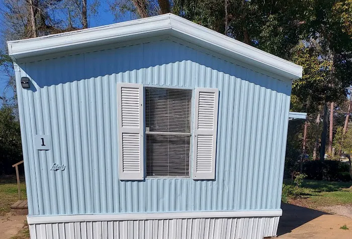 Carriage Manor Mobile Home Community 3