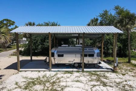 South Neptune RV Retreat