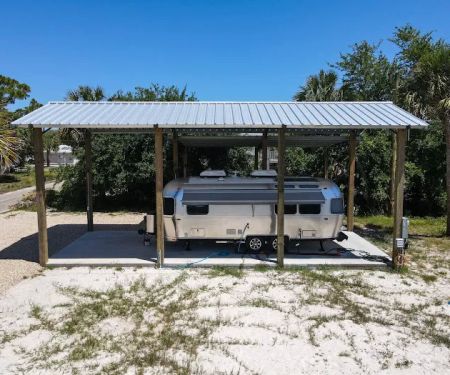 South Neptune RV Retreat