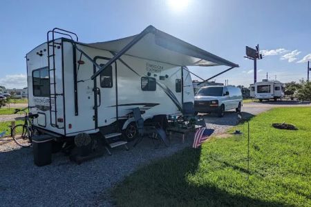Montgomery South RV Park & Cabins