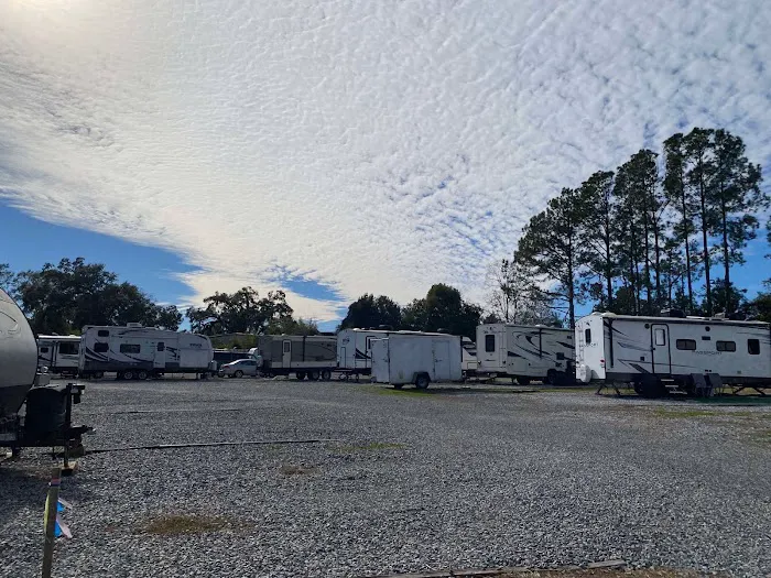 Eastern Pines RV Park 9