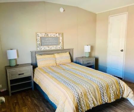 Paradise Village of Albany