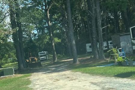 Pondside RV Park