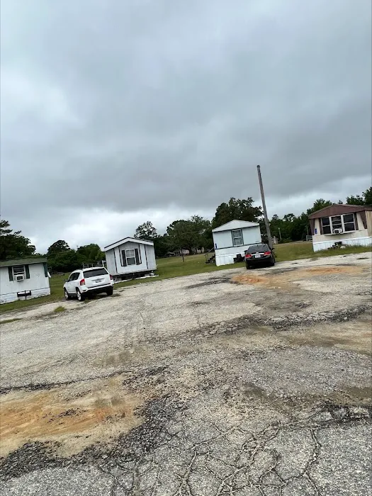 Pleasant Hill Mobile Home Community 2