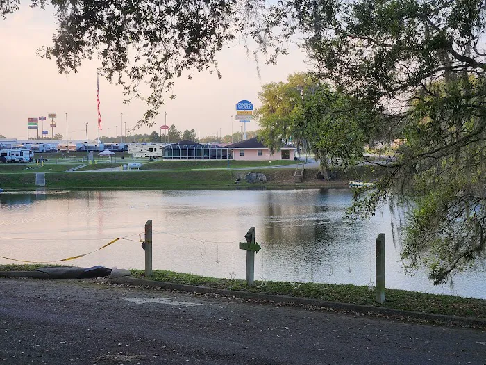 Lake Park RV & Campground 8