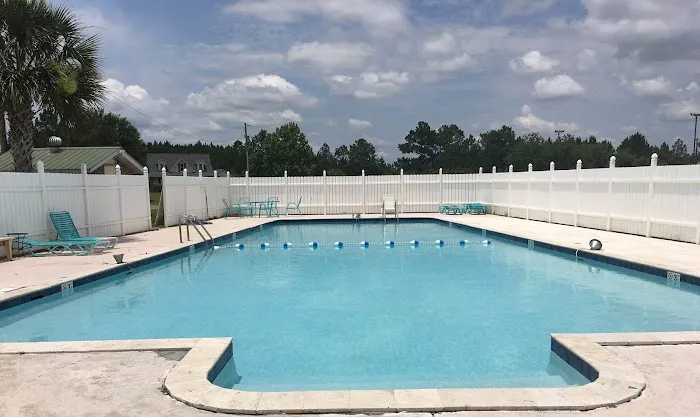 Outdoor Adventure Retreats - Wanee Lake Golf & RV Park 3