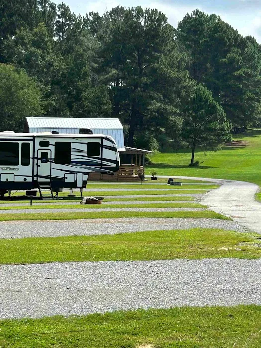Outdoor Adventure Retreats - Wanee Lake Golf & RV Park 8