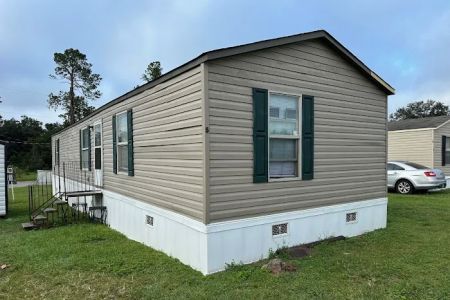 Live Oak Pines Mobile Home Park