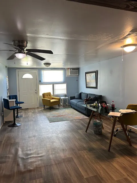 Live Oak Pines Mobile Home Park 8