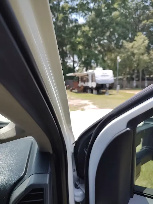 Futter's 4 Oaks RV Park 8