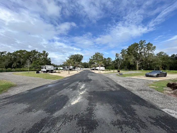 1075 RV Resort 6