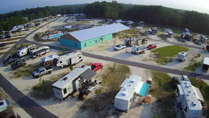 Suwannee River Rendezvous Resort 10