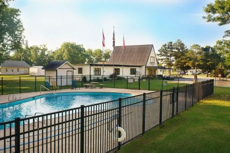 Southern Trails RV Resort