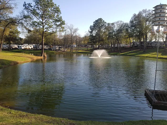 Fair Harbor RV Park & Campground 3