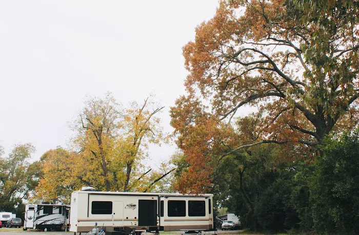 Crossroads Travel RV Park 5