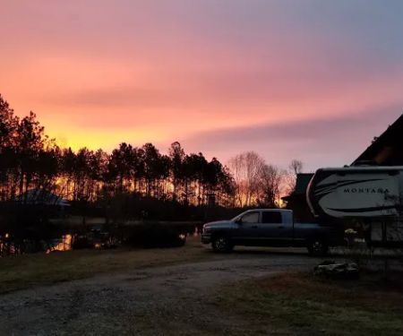 Sunset Pines RV Living