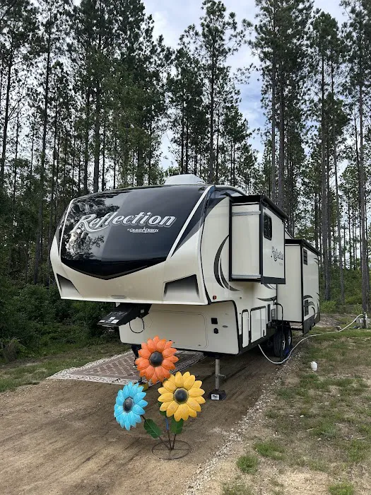 Golden Goose Lodge and RV LLC 10