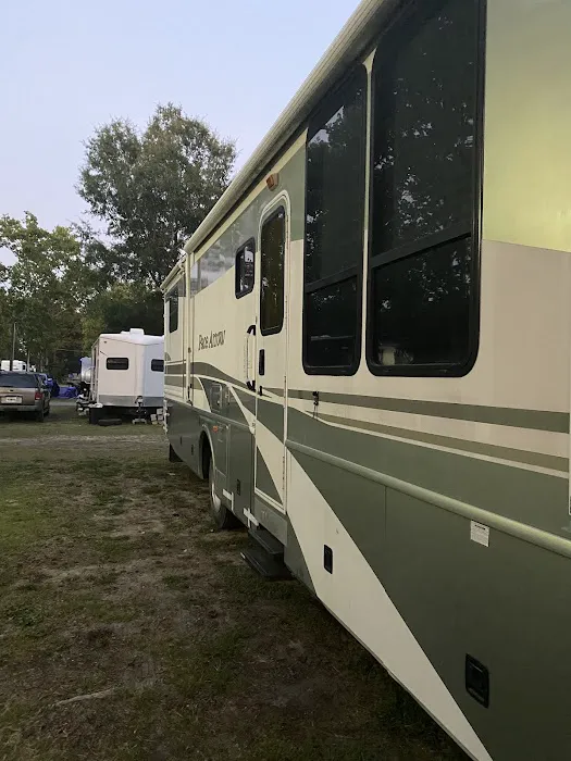 Robins RV Park 6
