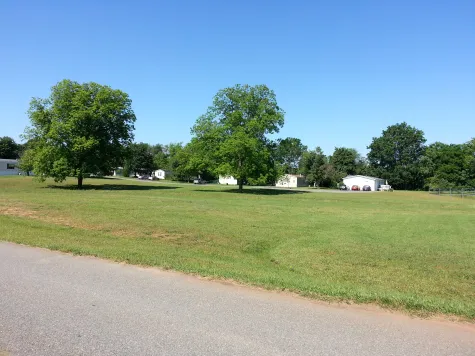 Kingsridge Mobile Home Park 5
