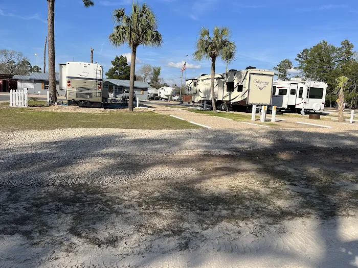 Steinhatchee Village RV Park 3