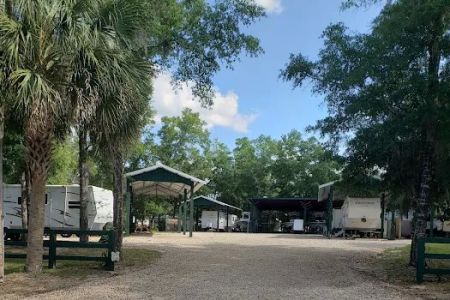 Three Fishes RV Park