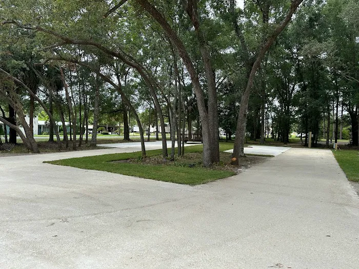 Big Z RV Resort 8