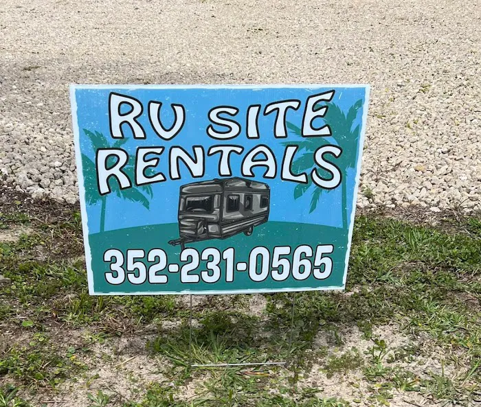 Sweet Paradise RV & Slips 7