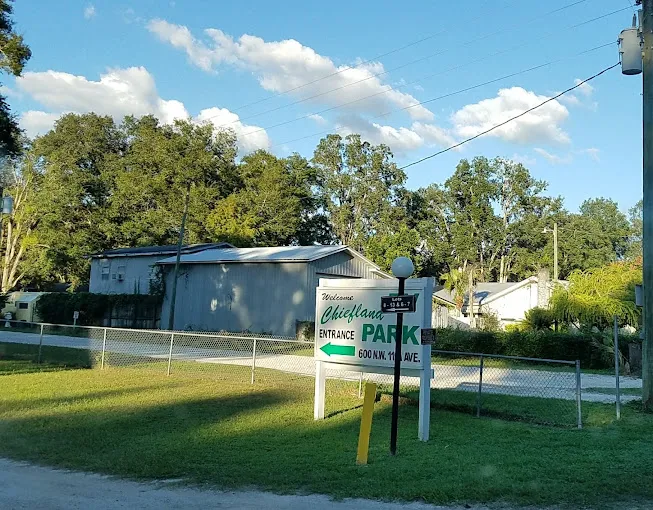 Chiefland RV Park 6
