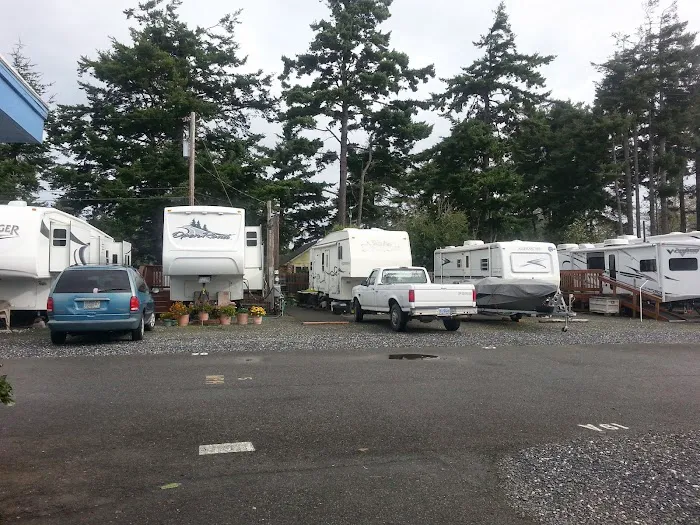 Starlit Hollow RV Park 4