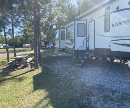 Honeysuckle Farm RV Park