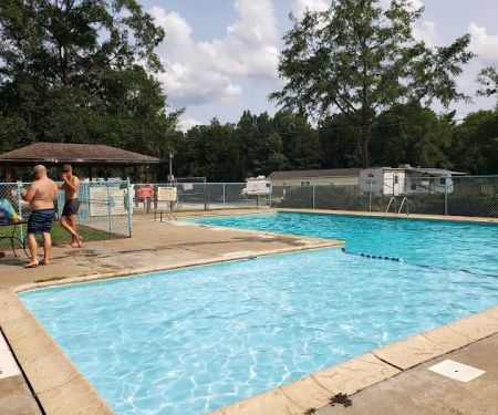 Lake Pines RV Park & Campground