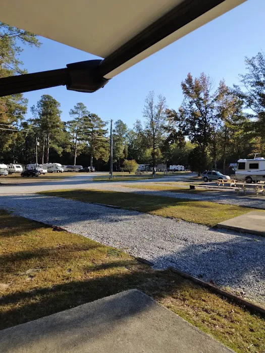 Lake Pines RV Park & Campground 8