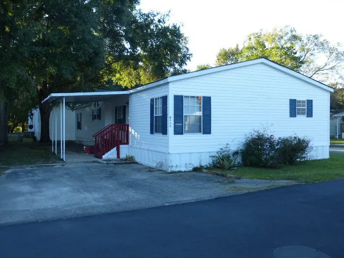 Oak Park Village Manufactured Home Community 3