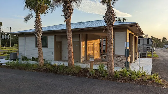 Santa Fe Palms RV Resort 10
