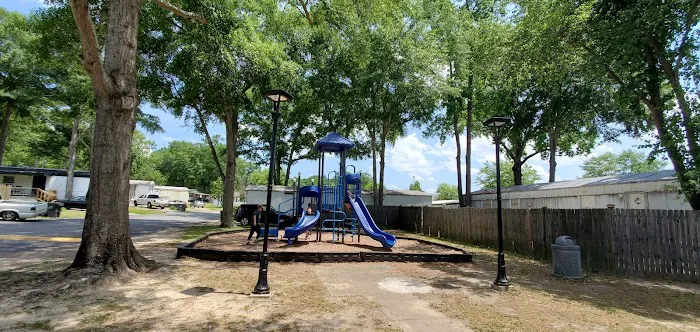 Laurel Manor Mobile Home Community 4