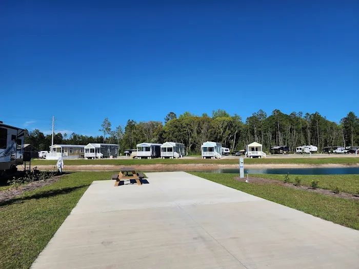 Island Oaks RV Resort 9