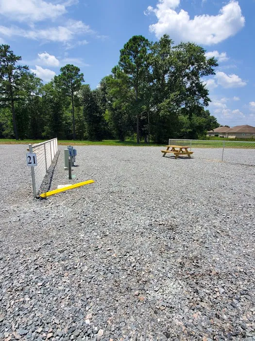 Runway Retreat RV Resort 1