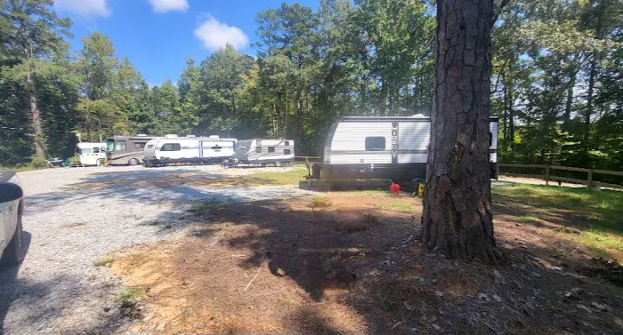 Lake Harding Rv and Campsite 4